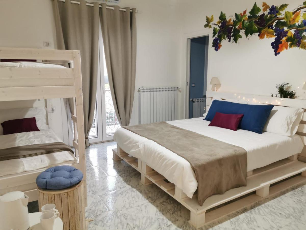 Alma Migrante Bed&Wine Hotel Telese Terme Ruang foto
